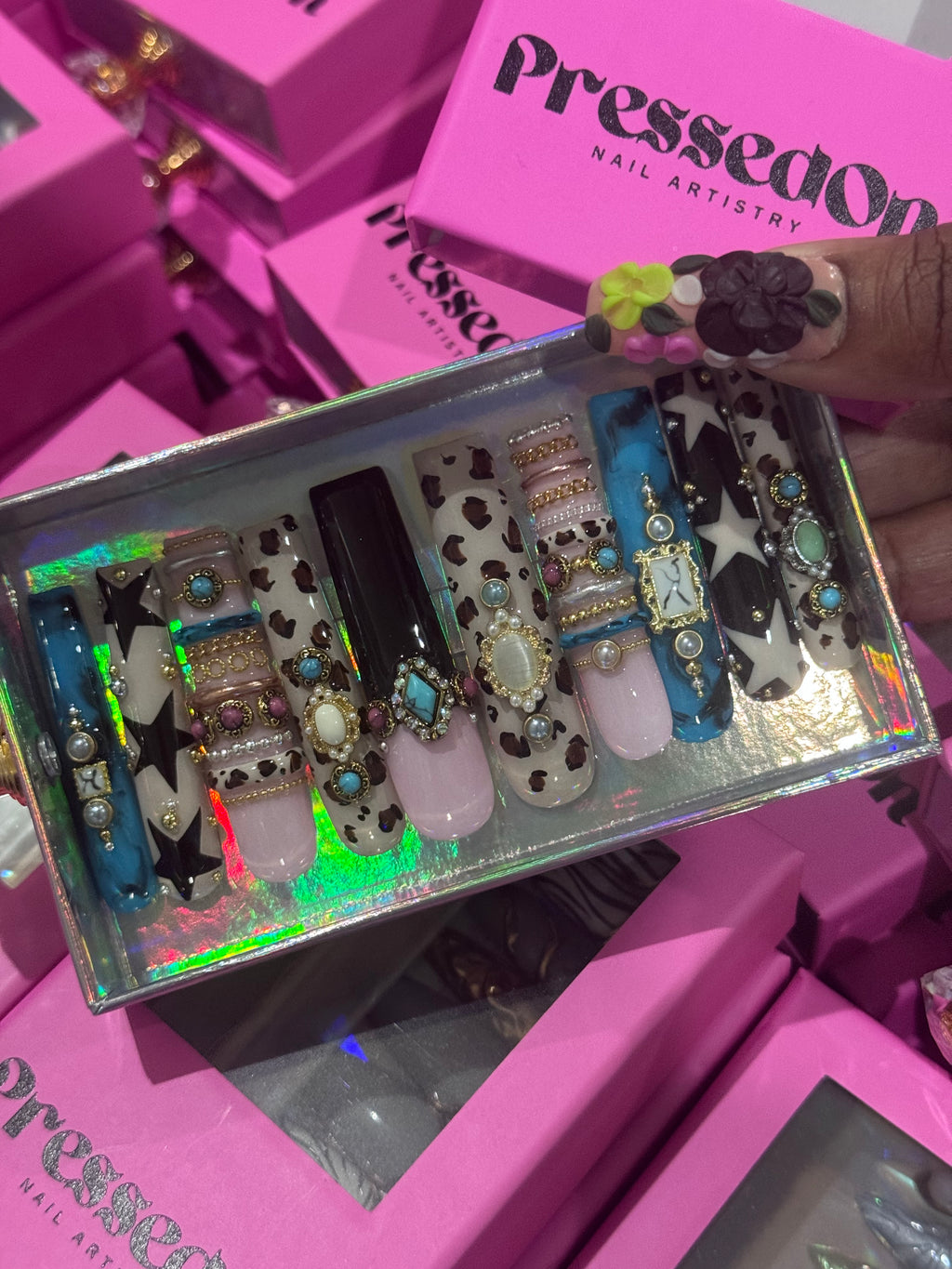 Boots & Bling (X-Long) Press-On Nails