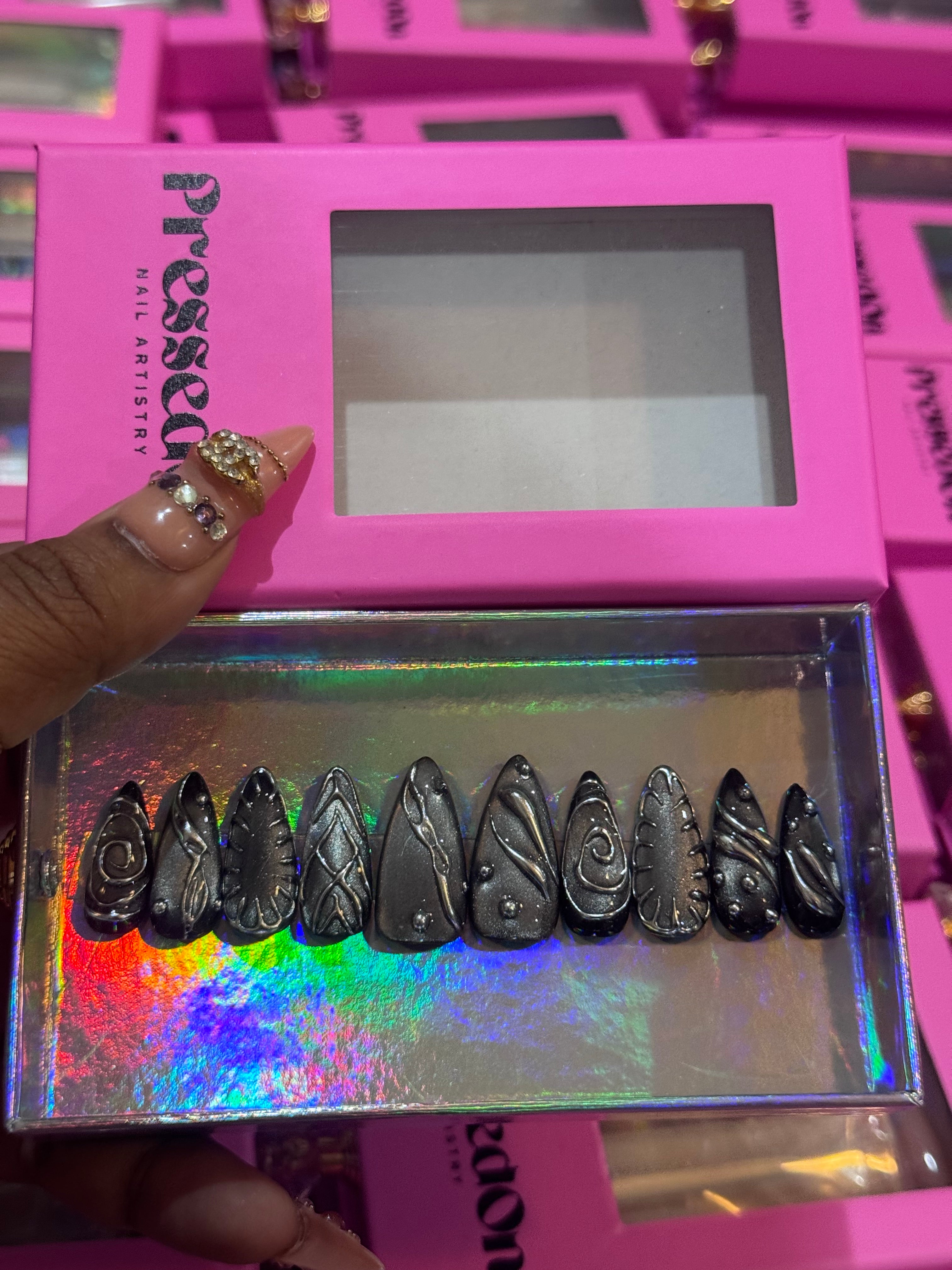Black Galaxy(Medium) Press-On Nails
