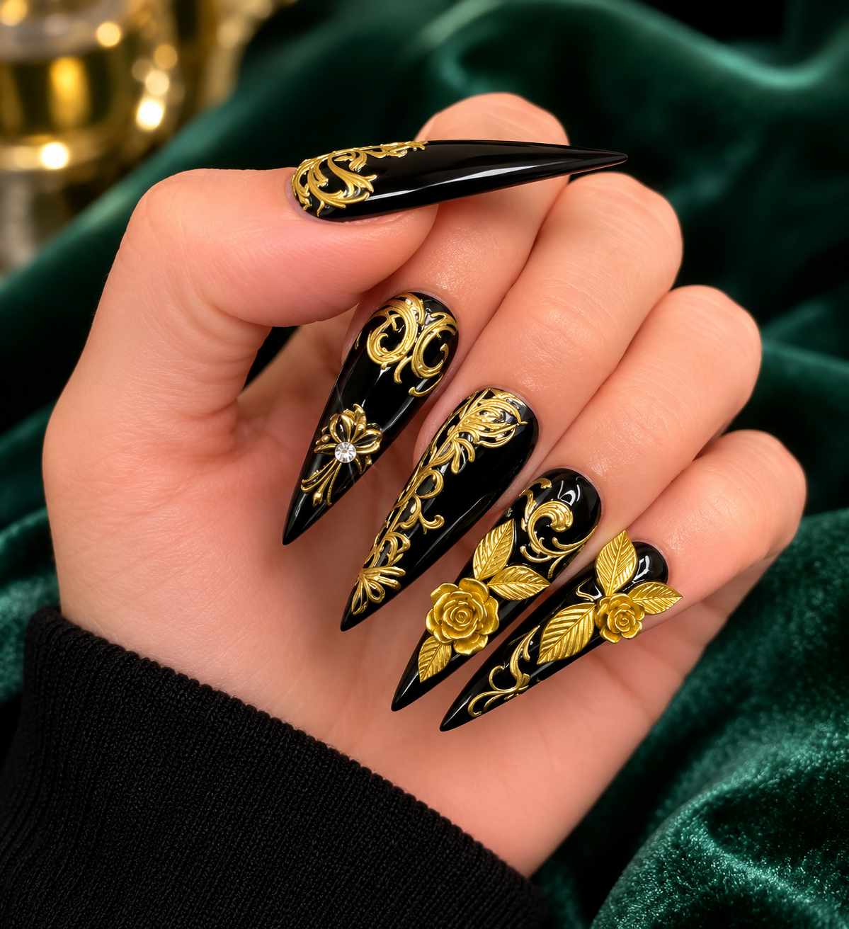 Queen’s Garden (Medium) Press-On Nails