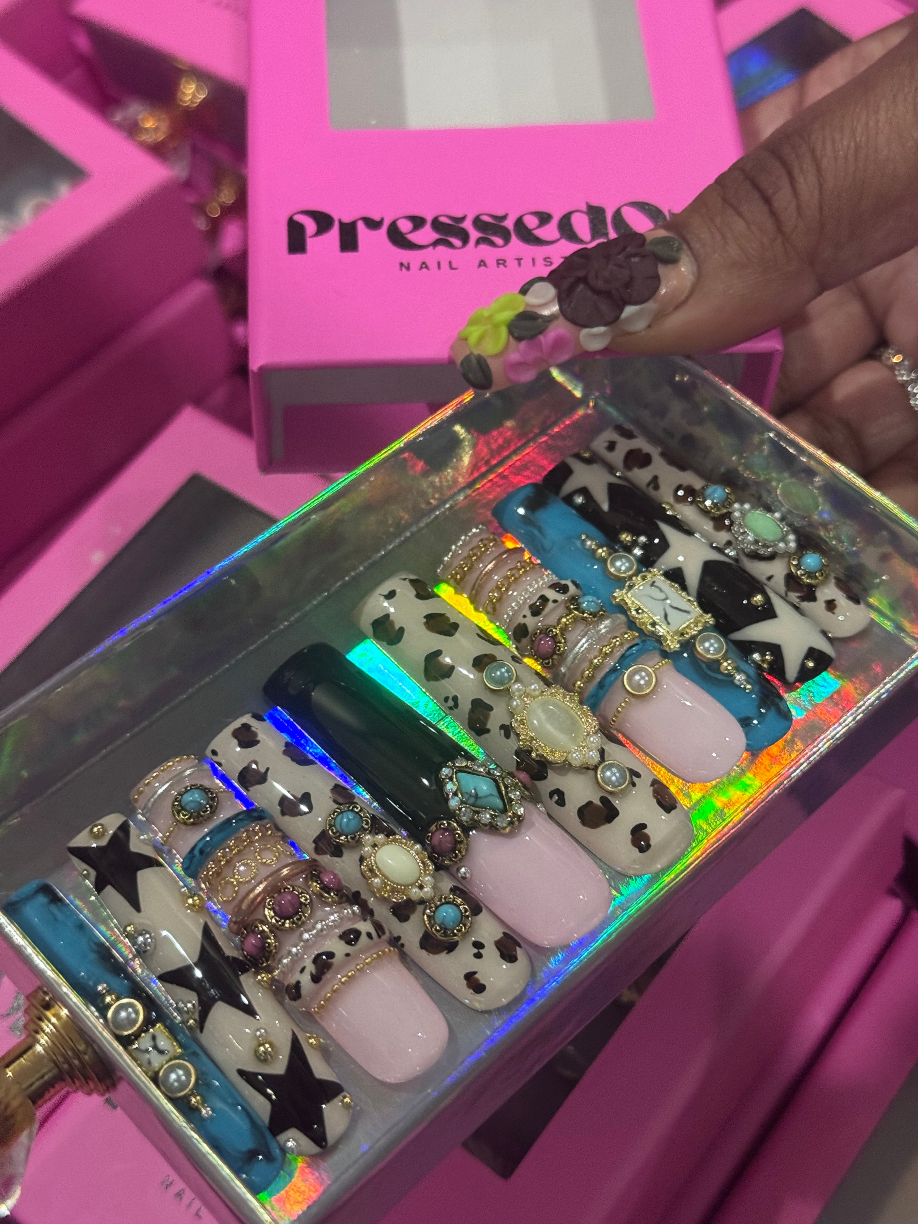 Boots & Bling (X-Long) Press-On Nails