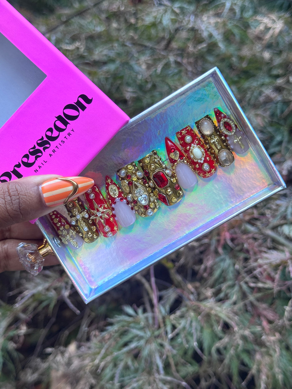 Saint Seduction (Medium)