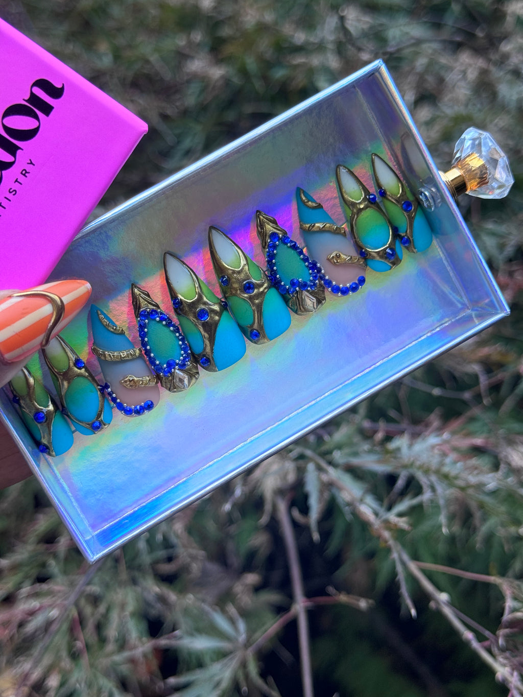 Aqua Empress (Medium)