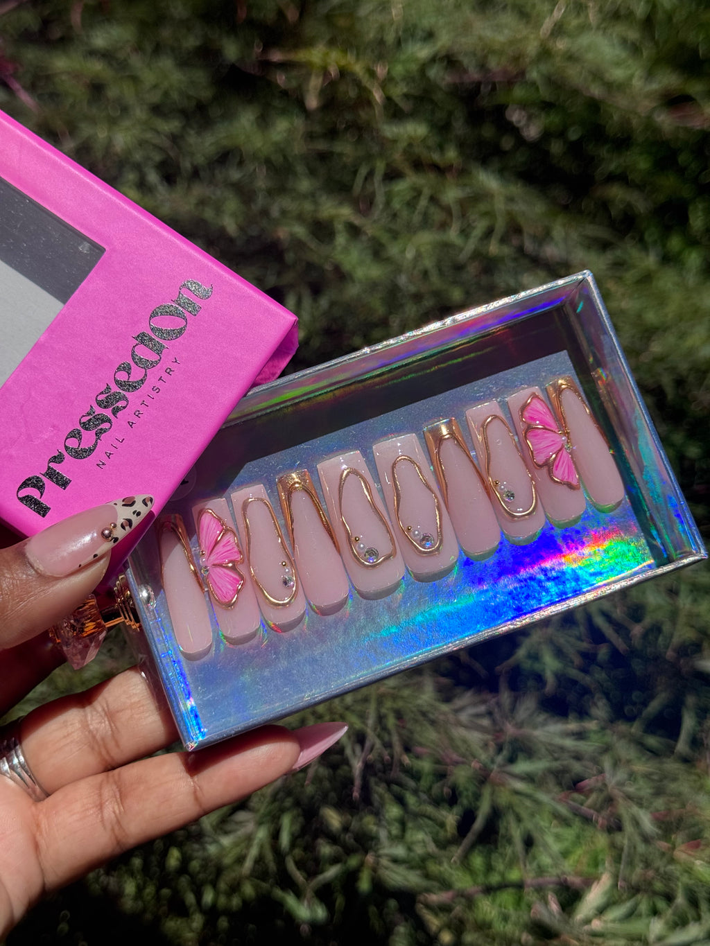 A Pop of Pink (Medium)
