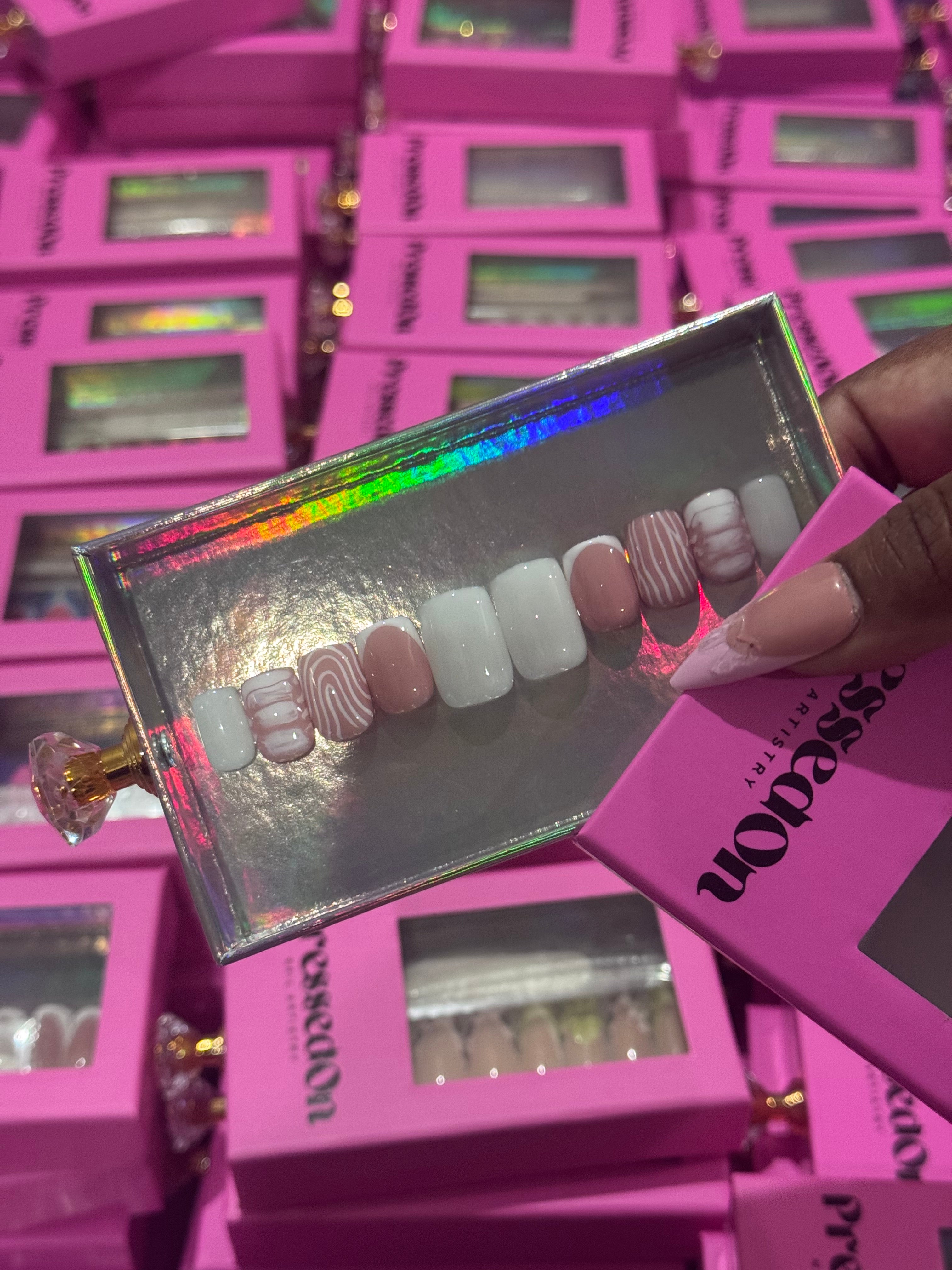 Nude Harmony (Short) Press-On Nails