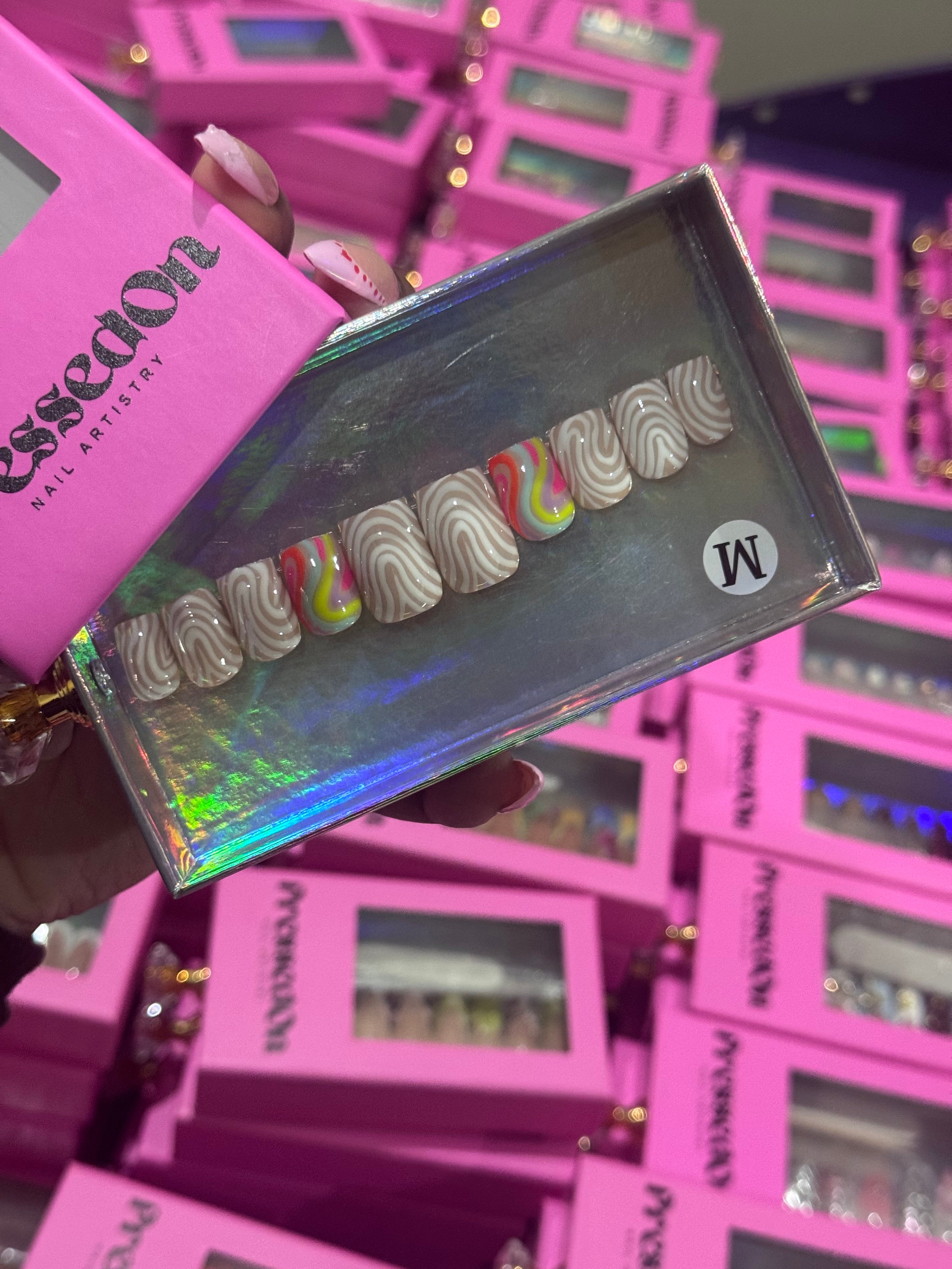 Glow Getter (Short) Press-On Nails