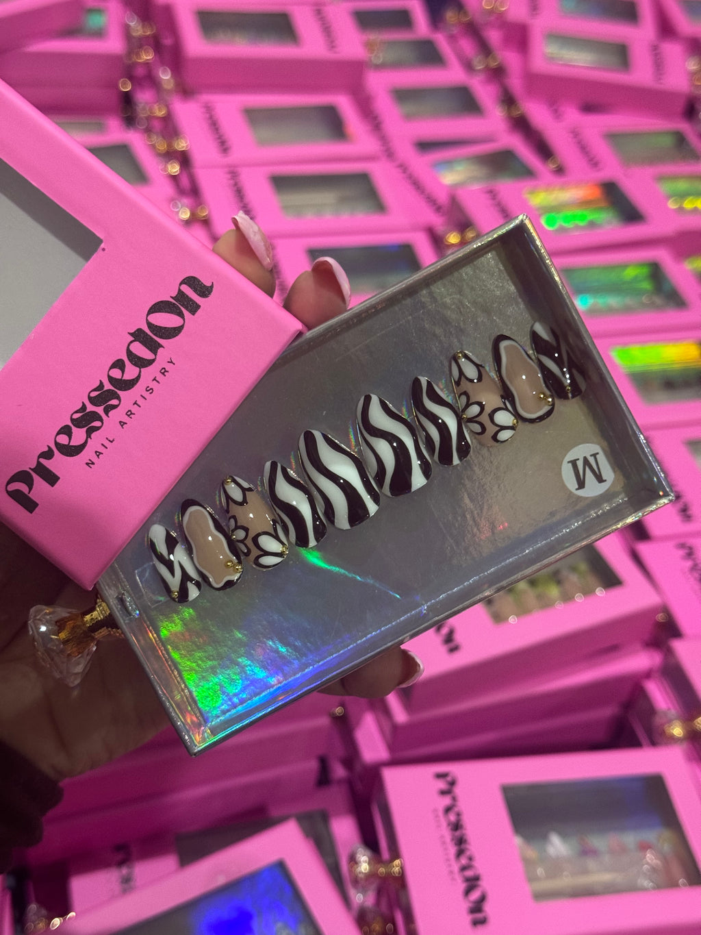 Onyx Bloom (Short) Press-On Nails