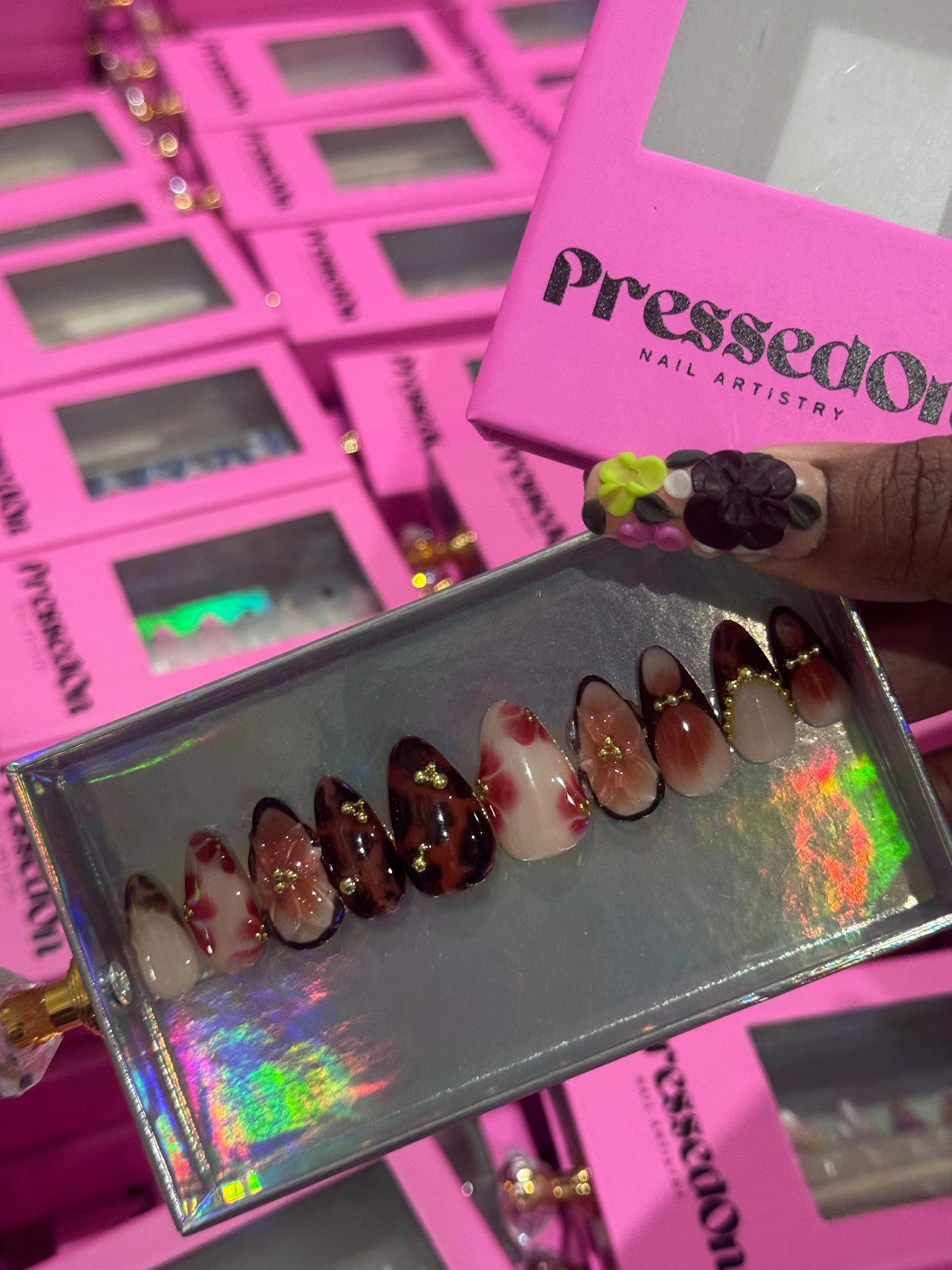 Cocoa Pebbles (short) Press-On Nails