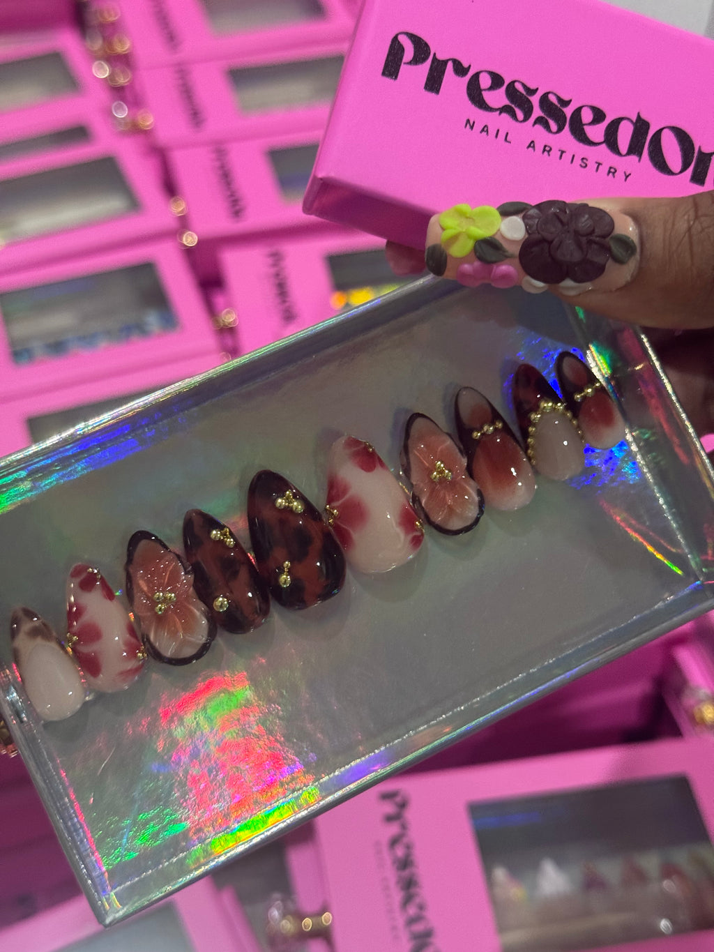 Cocoa Pebbles (short) Press-On Nails