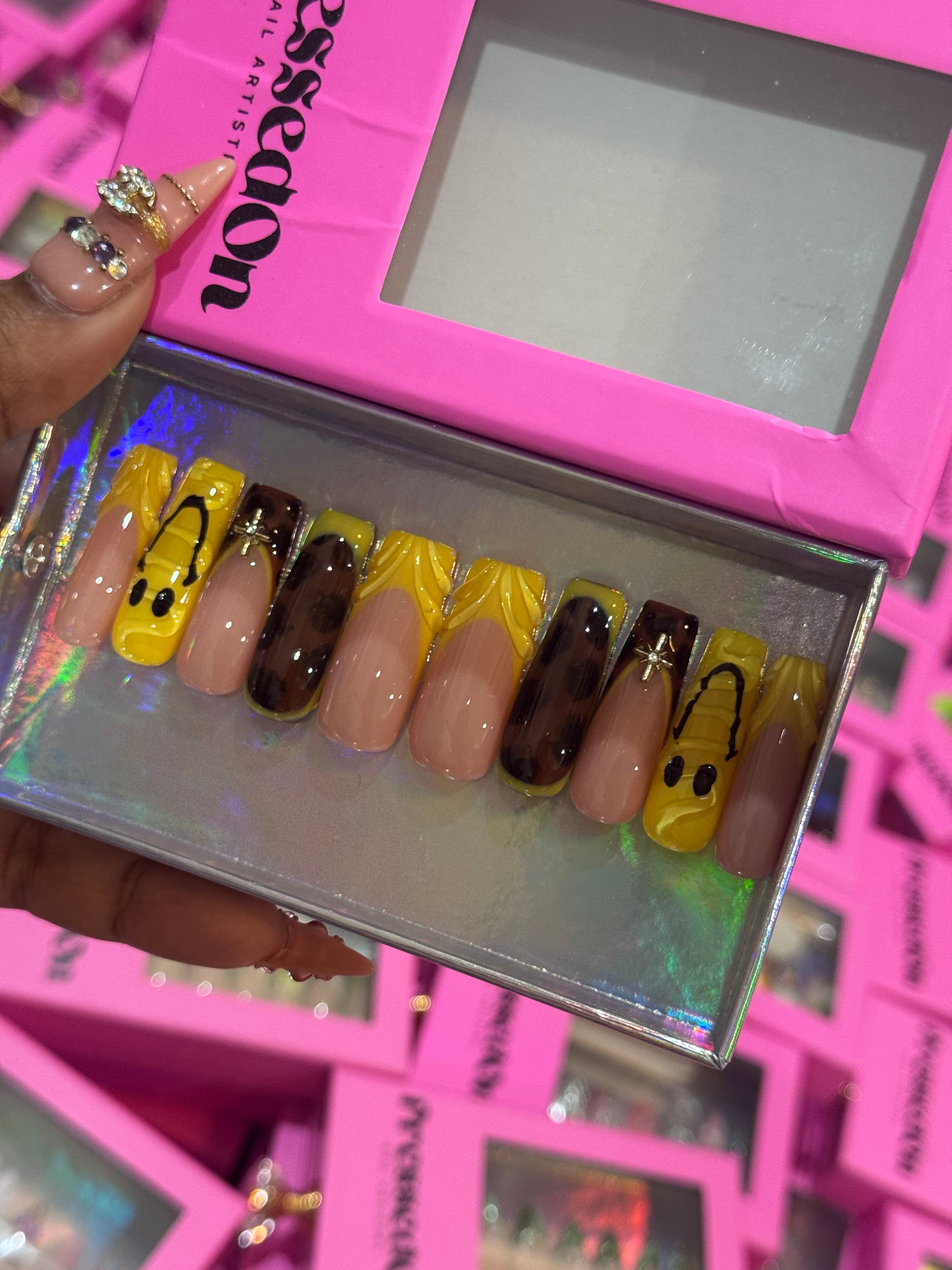 Honey Drip (Medium) Press-On Nails