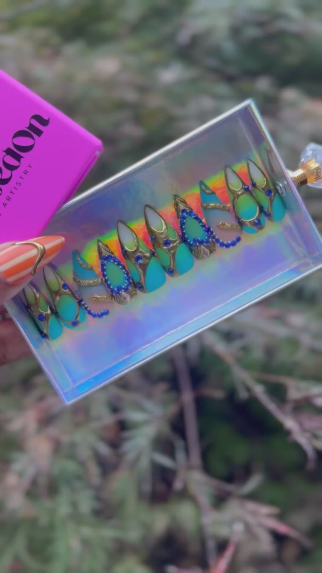 Aqua Empress (Medium)