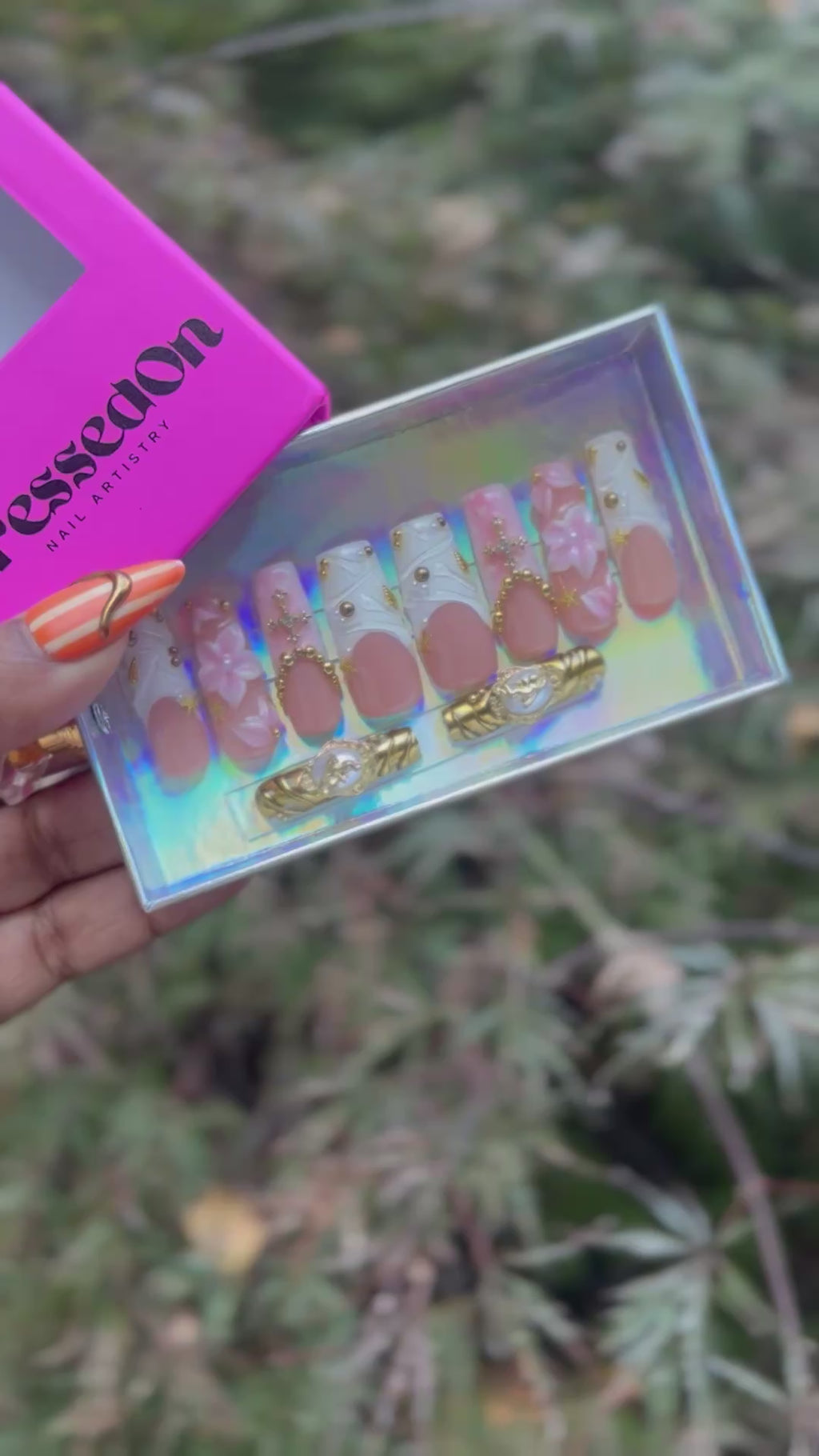 Opulent Bloom (Medium)